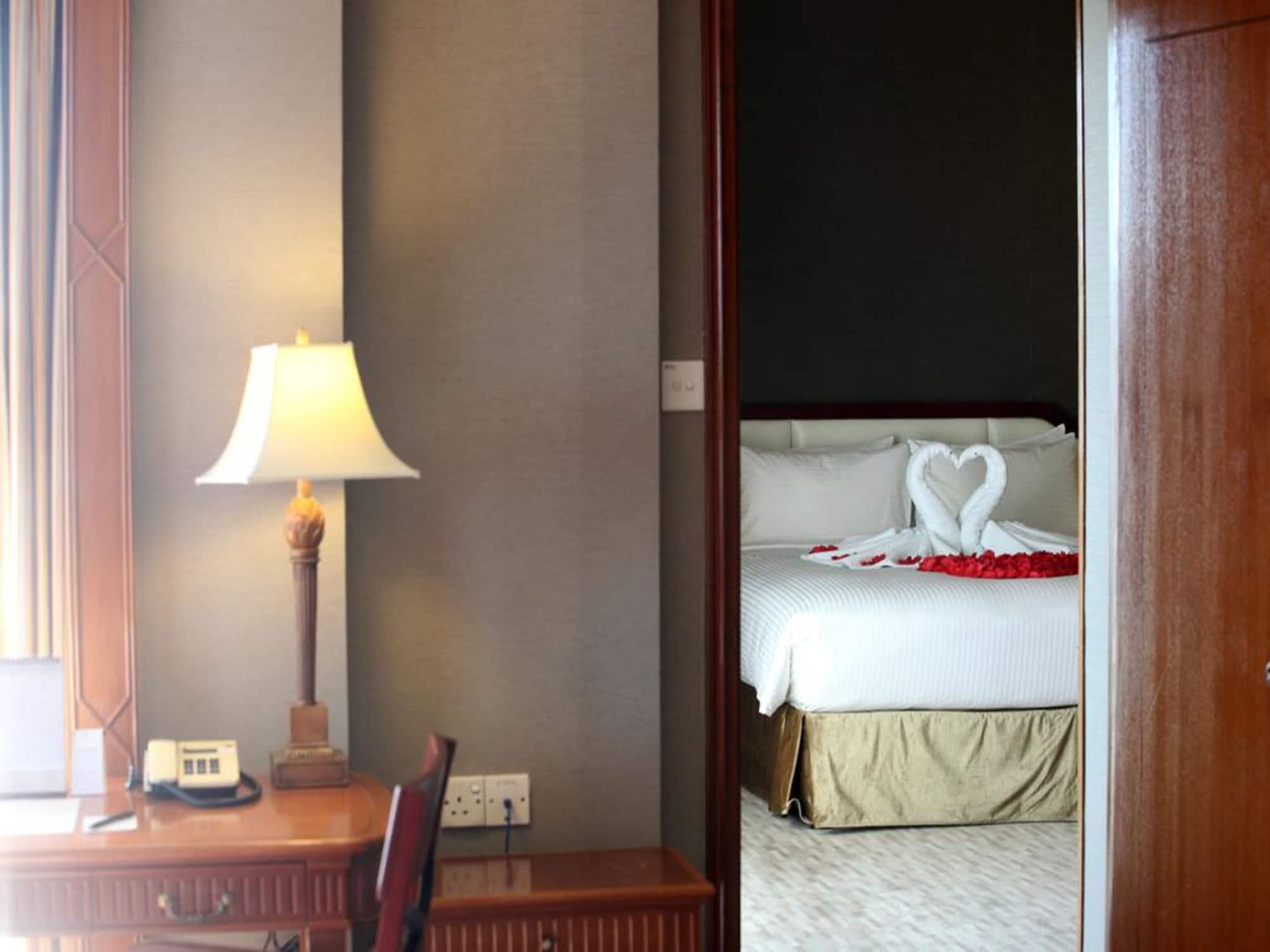 Dorsett Grand Labuan Hotel Bagian luar foto