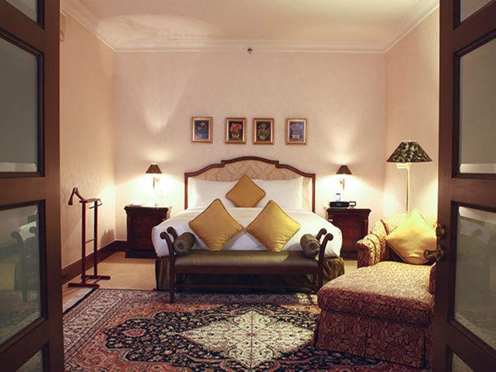 Dorsett Grand Labuan Hotel Bagian luar foto