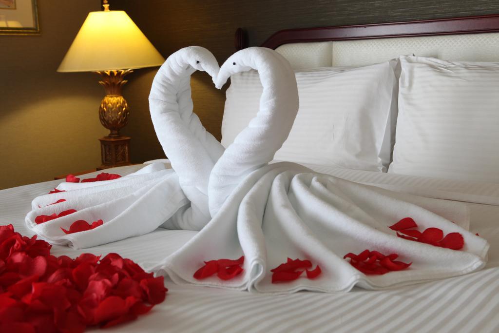 Dorsett Grand Labuan Hotel Bagian luar foto