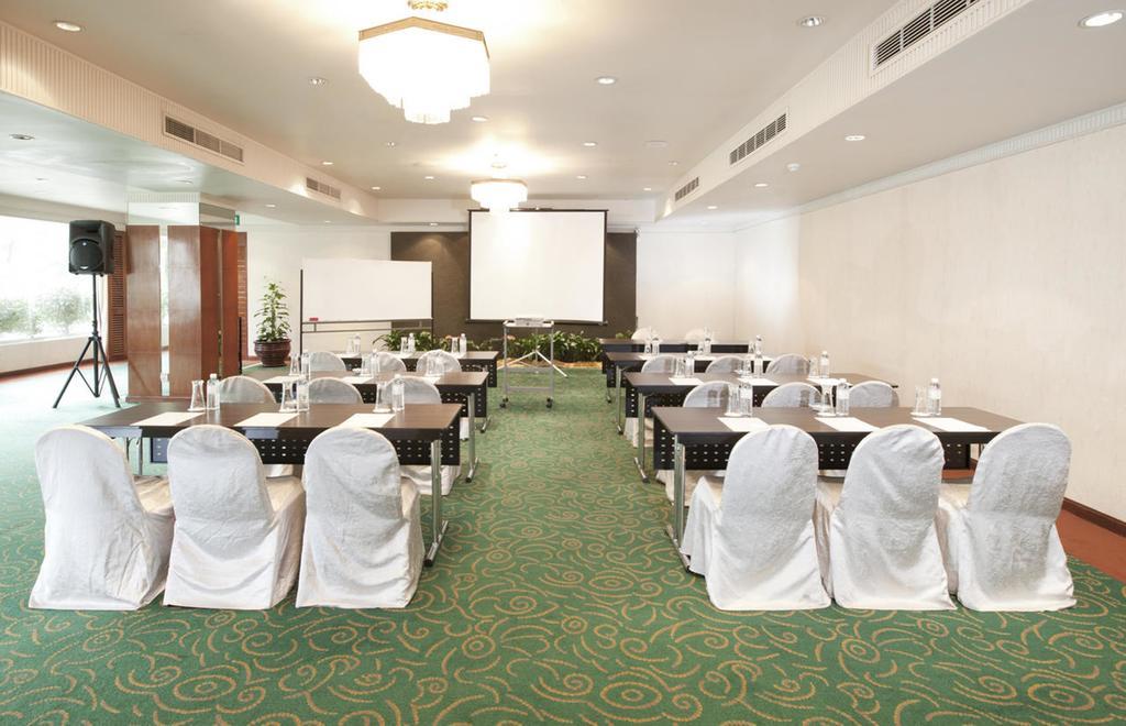 Dorsett Grand Labuan Hotel Bagian luar foto