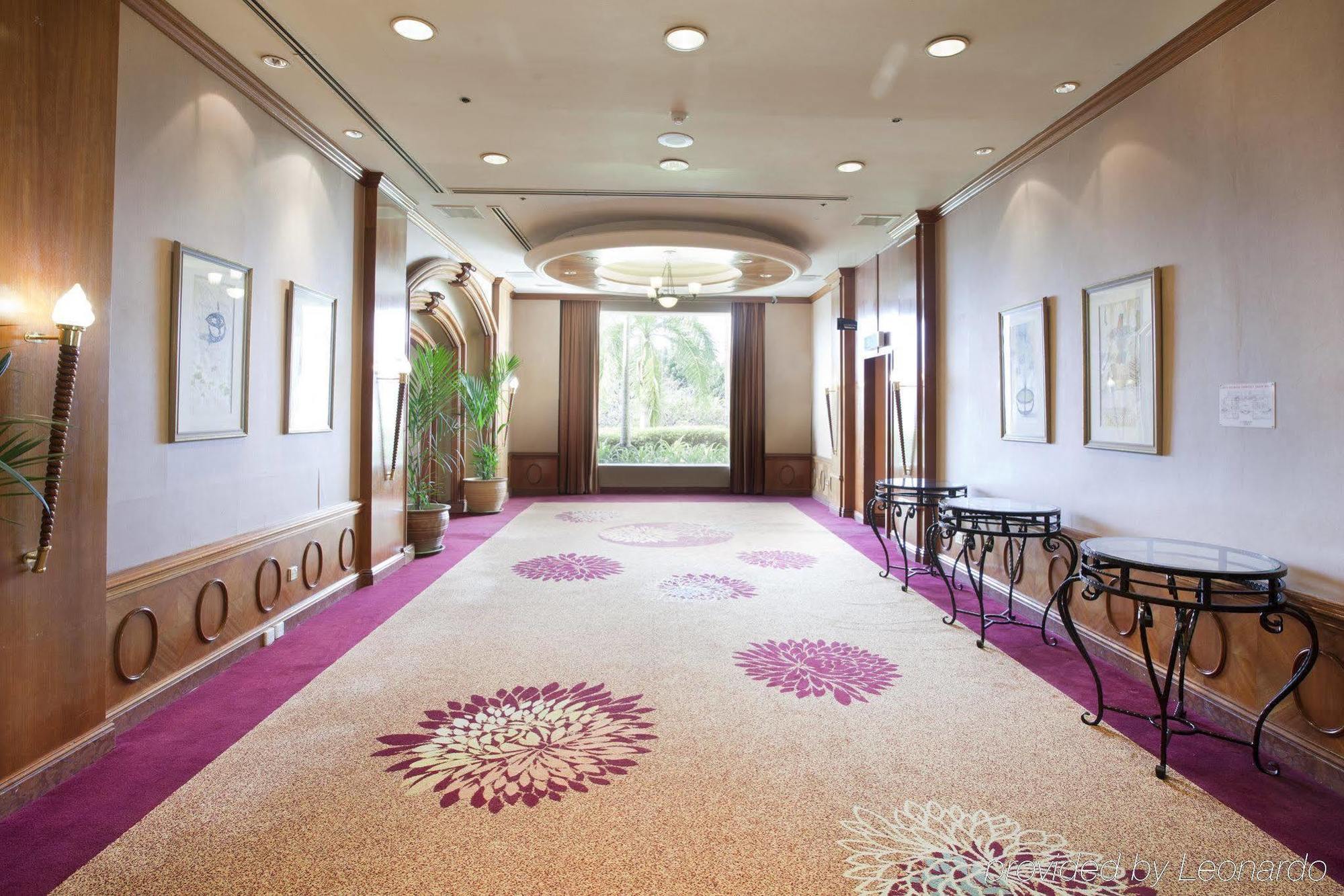 Dorsett Grand Labuan Hotel Bagian luar foto