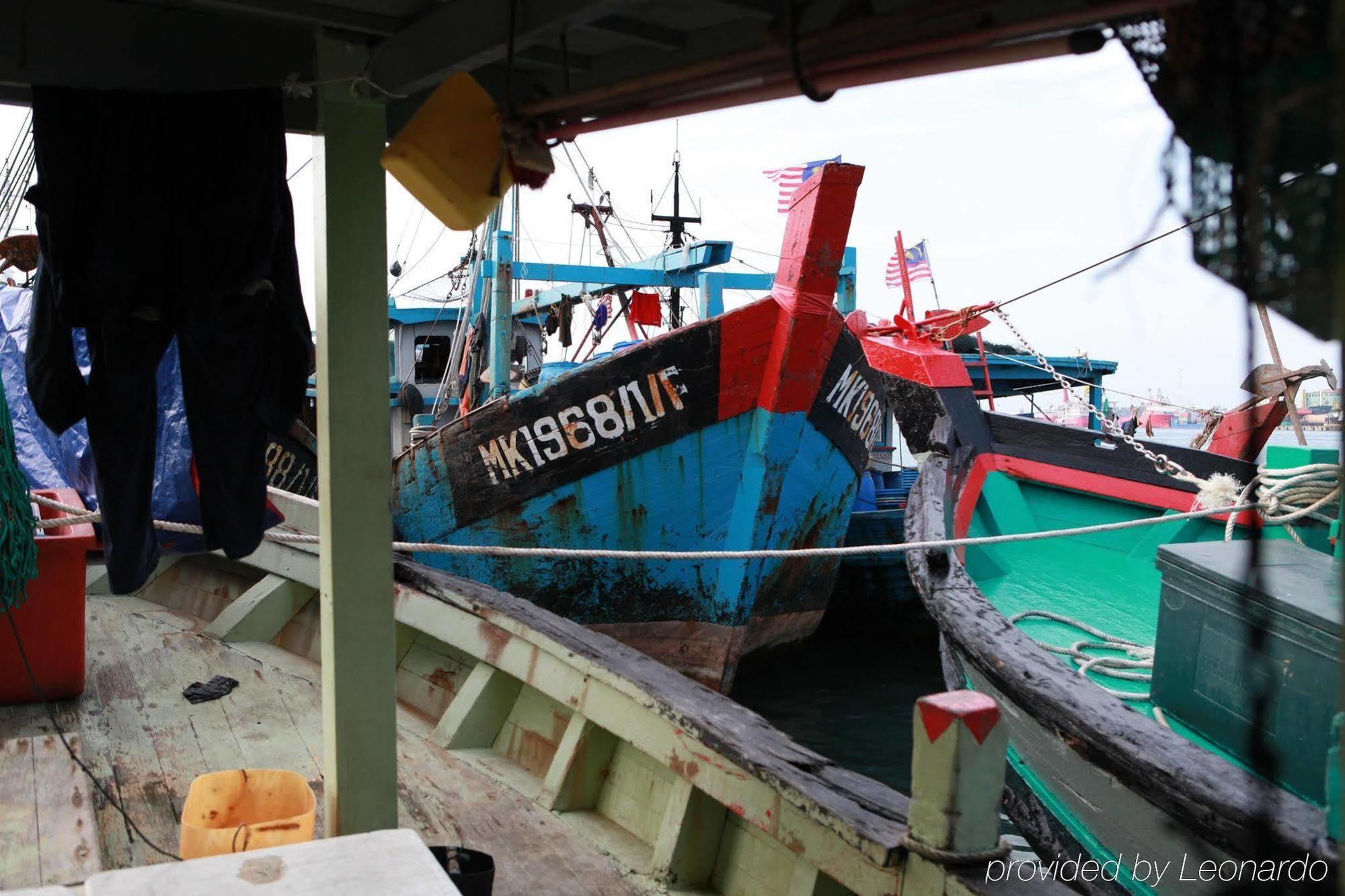 Dorsett Grand Labuan Hotel Bagian luar foto