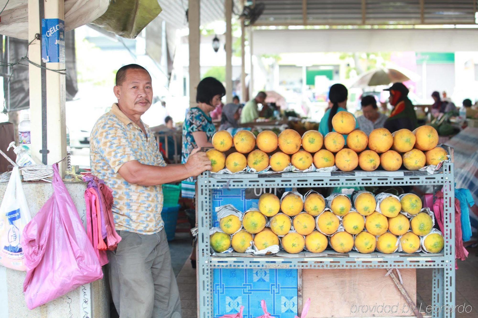 Dorsett Grand Labuan Hotel Bagian luar foto