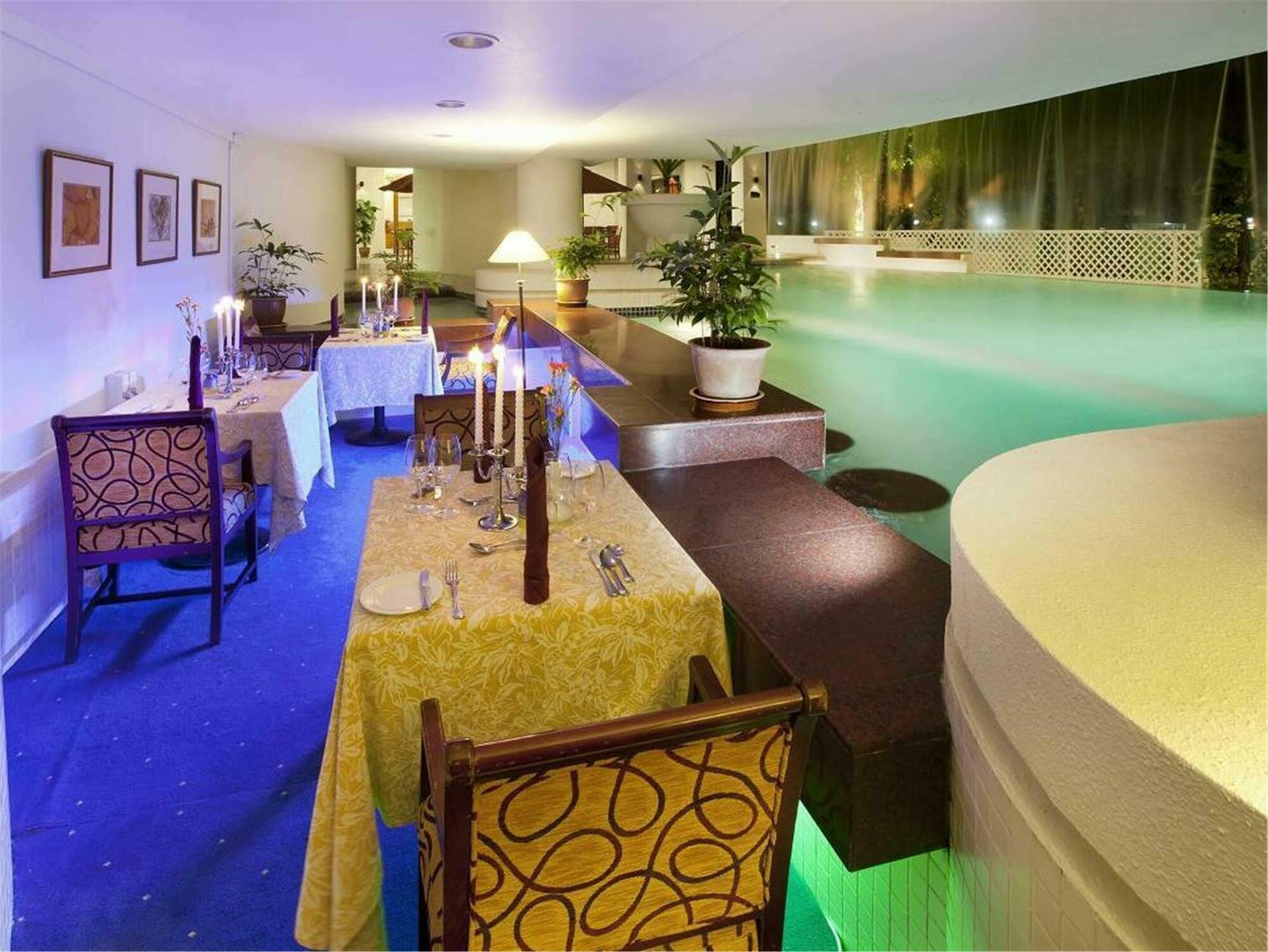 Dorsett Grand Labuan Hotel Bagian luar foto